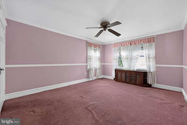 8061 FAIRVIEW ST, Philadelphia, PA 19136
