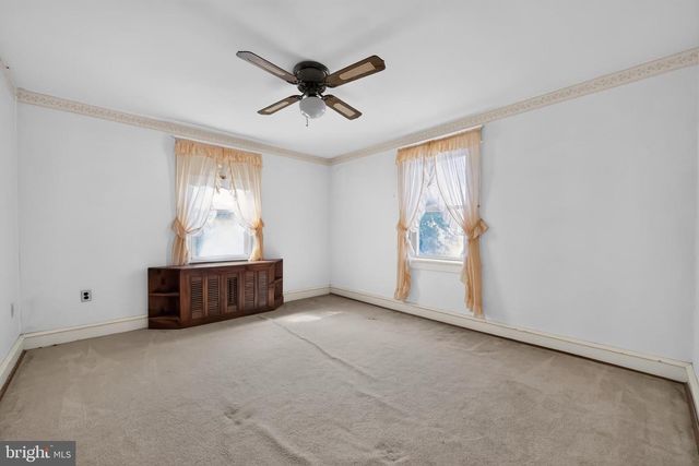 8061 FAIRVIEW ST, Philadelphia, PA 19136