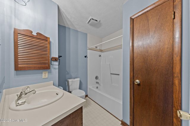 134 Mallards Cove, Vass, NC 28394