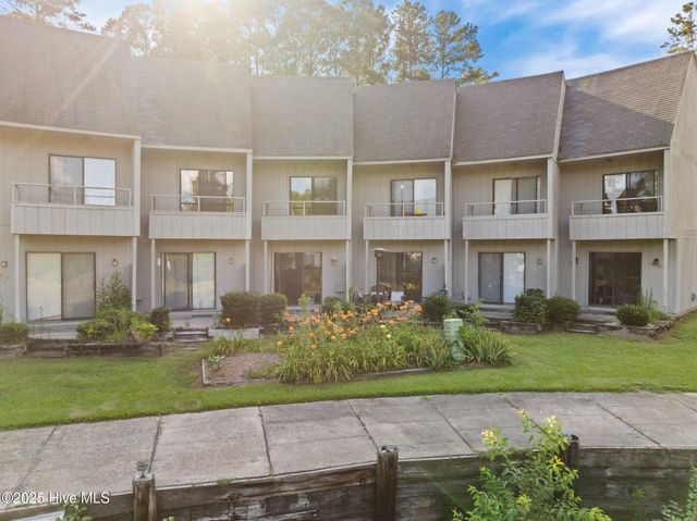 134 Mallards Cove, Vass, NC 28394