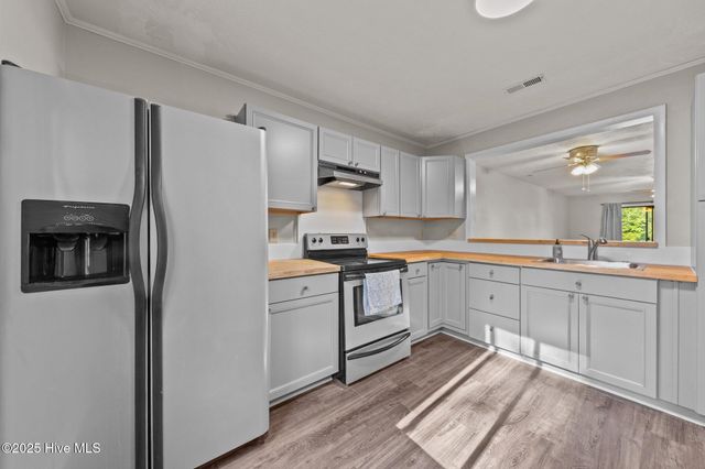 134 Mallards Cove, Vass, NC 28394