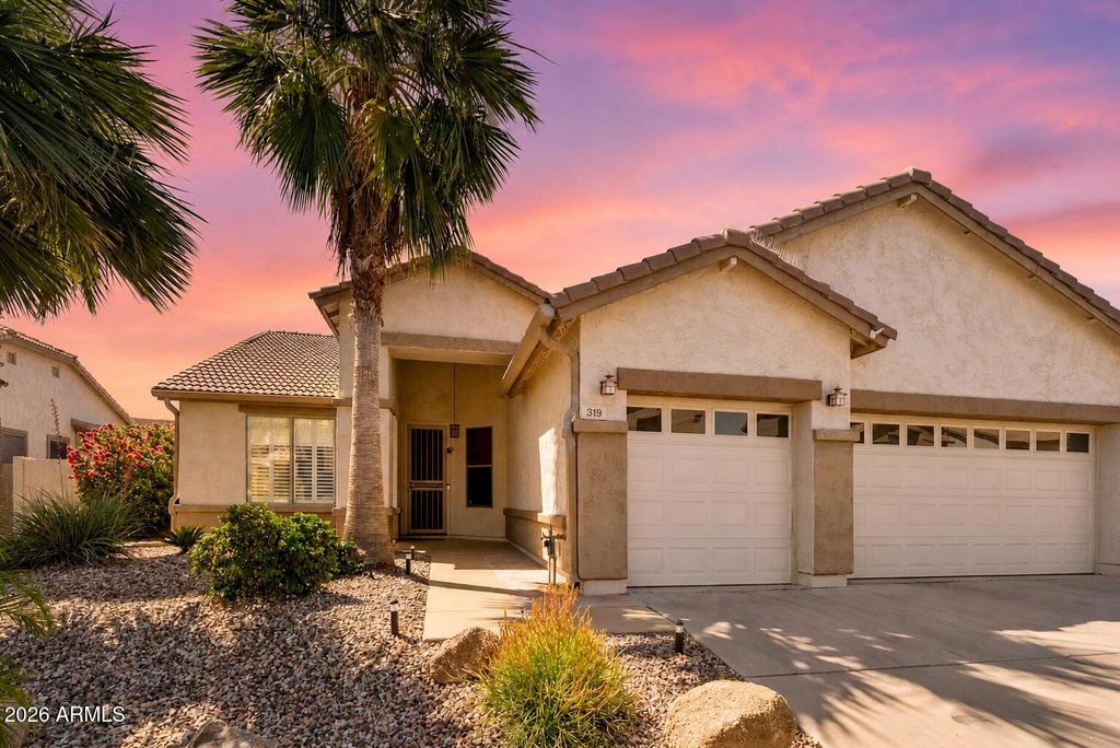 Image 2 of property listing at 319 E HILLSIDE Street, Mesa, AZ 85201