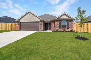 497 Clark Avenue, West Fork, AR 72774