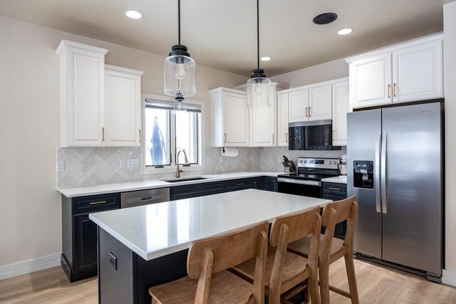 N7834 EDGEWATER COURT, Sherwood, WI 54169