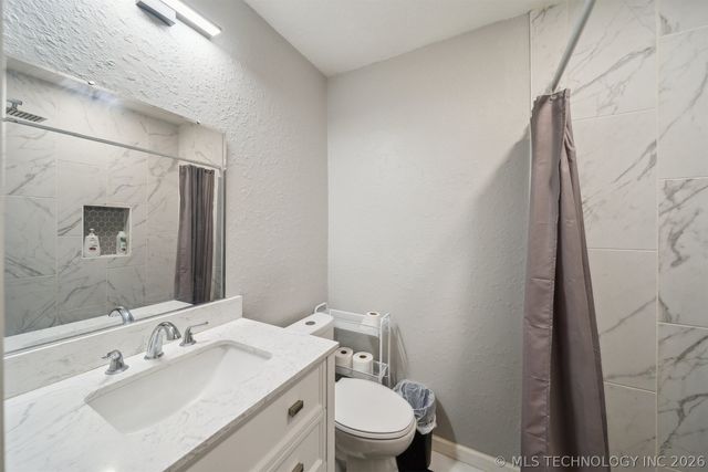 11033 E 66th Street, Tulsa, OK 74133