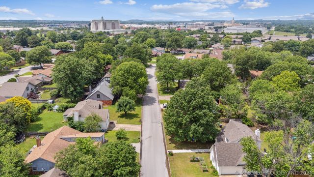 11033 E 66th Street, Tulsa, OK 74133