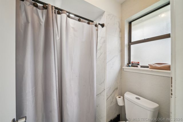 11033 E 66th Street, Tulsa, OK 74133