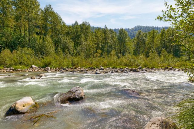 58200 E Marmot Road, Sandy, OR 97055