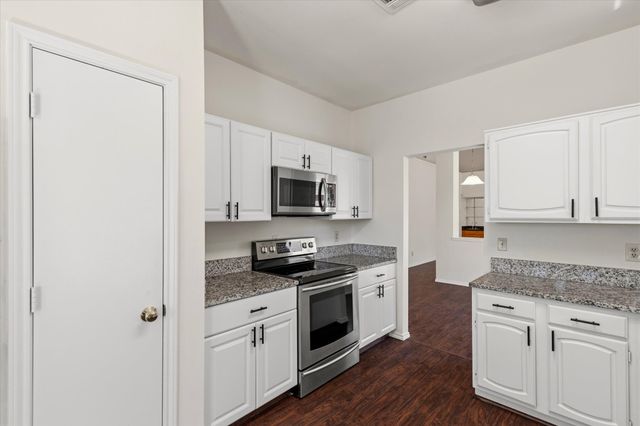 2151 Falcon Ridge Drive, Carrollton, TX 75010