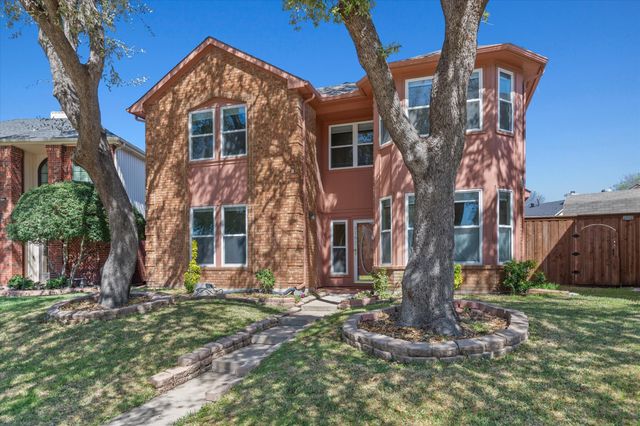 2151 Falcon Ridge Drive, Carrollton, TX 75010