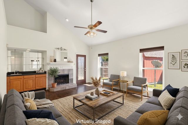 2151 Falcon Ridge Drive, Carrollton, TX 75010