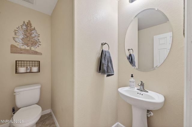 1516 Lasso Lane, Gardnerville, NV 89410