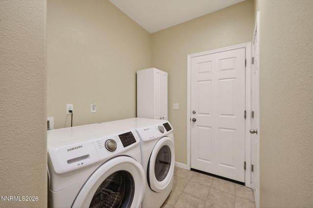 1516 Lasso Lane, Gardnerville, NV 89410