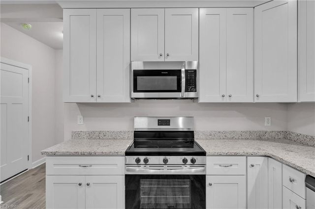 4215 Surf AVE, Chesapeake, VA 23325