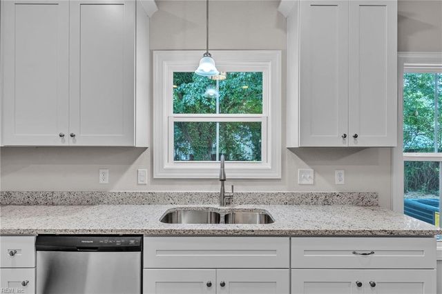 4215 Surf AVE, Chesapeake, VA 23325