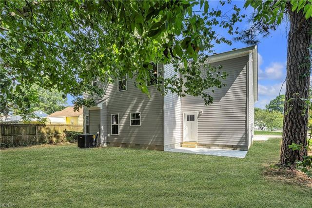4215 Surf AVE, Chesapeake, VA 23325