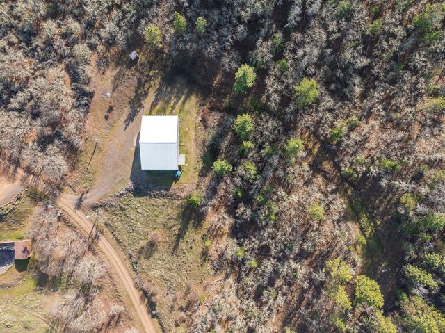 365 White Tail Drive, Eagle Point, OR 97524