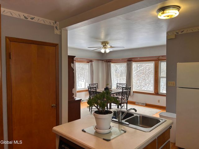 730 Sacandaga Road, Glenville, NY 12302