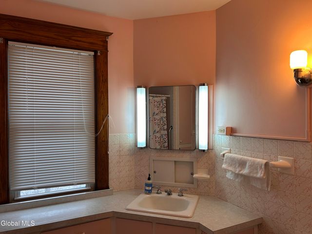 730 Sacandaga Road, Glenville, NY 12302