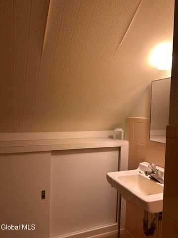 730 Sacandaga Road, Glenville, NY 12302