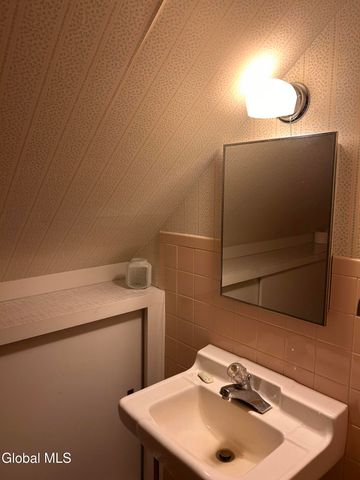 730 Sacandaga Road, Glenville, NY 12302