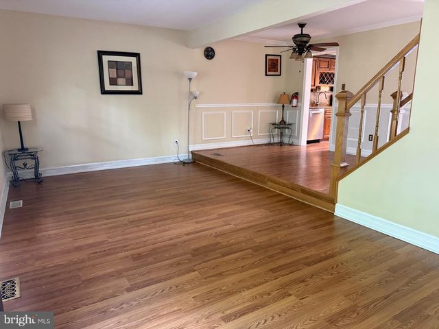 1003 MULBERRY CT, Marlton, NJ 08053
