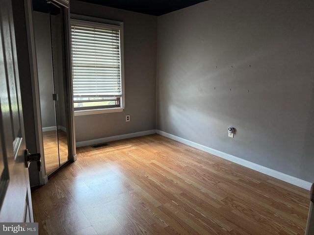 1003 MULBERRY CT, Marlton, NJ 08053