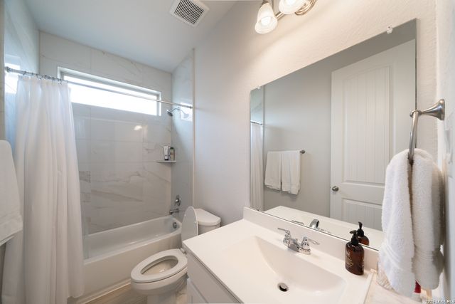 7827 Cypress Vw, Boerne, TX 78015