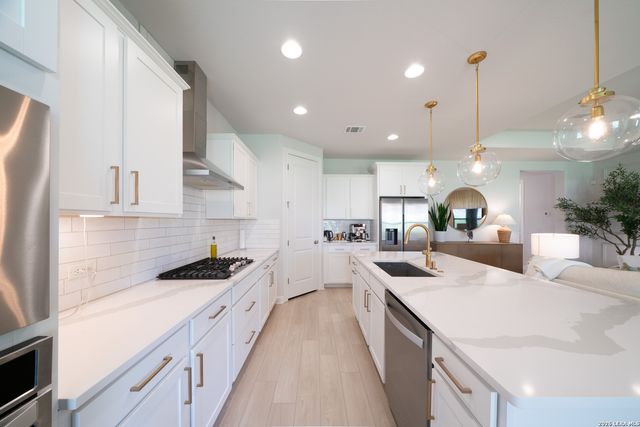 7827 Cypress Vw, Boerne, TX 78015