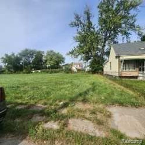 26165 W OUTER Drive, Detroit, MI 48217