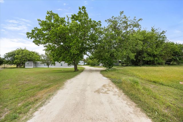 1274 County Road 2019 B, Glen Rose, TX 76043