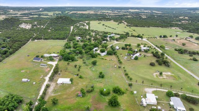 1274 County Road 2019 B, Glen Rose, TX 76043