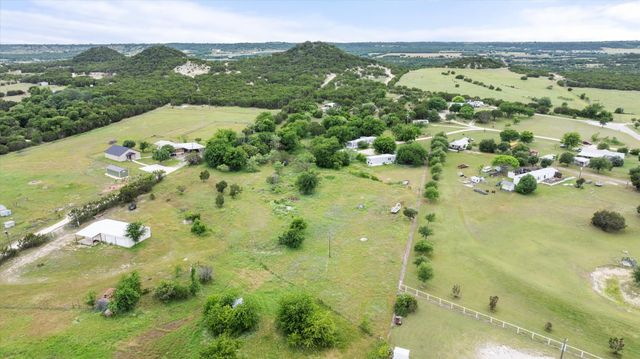 1274 County Road 2019 B, Glen Rose, TX 76043