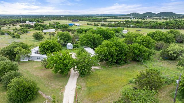 1274 County Road 2019 B, Glen Rose, TX 76043