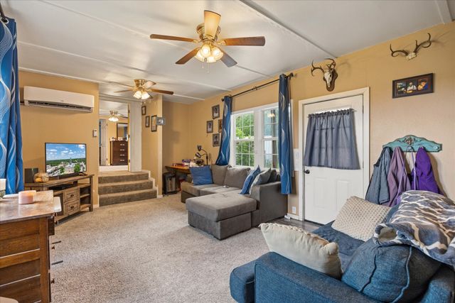 1274 County Road 2019 B, Glen Rose, TX 76043
