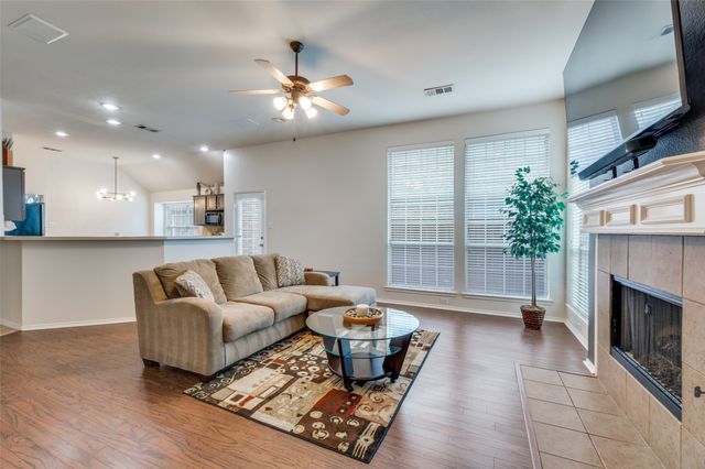 3116 Fox Hollow Drive, Little Elm, TX 75068