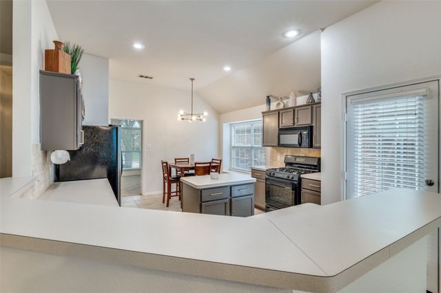 3116 Fox Hollow Drive, Little Elm, TX 75068