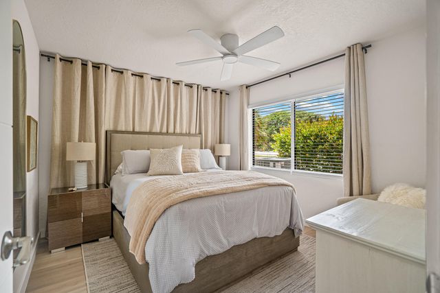 2330 N Ocean Boulevard, Boca Raton, FL 33431