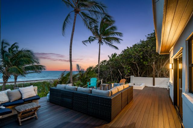 2330 N Ocean Boulevard, Boca Raton, FL 33431