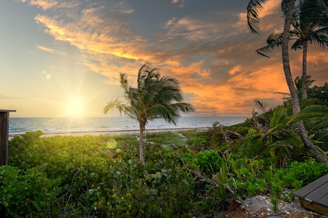 2330 N Ocean Boulevard, Boca Raton, FL 33431