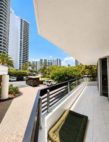19195 NE 36th Ct 205, Aventura, FL 33180