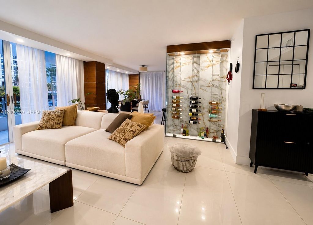 19195 NE 36th Ct 205, Aventura, FL 33180