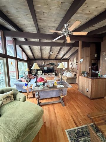 773 Oberdorf Road, Readsboro, VT 05350