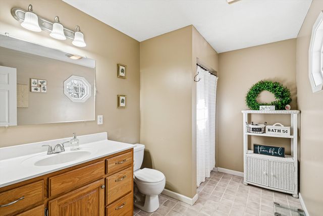 450 Poss Rd, Smithville, TN 37166