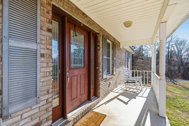 450 Poss Rd, Smithville, TN 37166