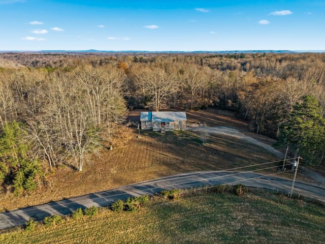 450 Poss Rd, Smithville, TN 37166