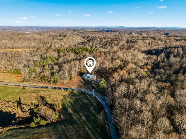 450 Poss Rd, Smithville, TN 37166