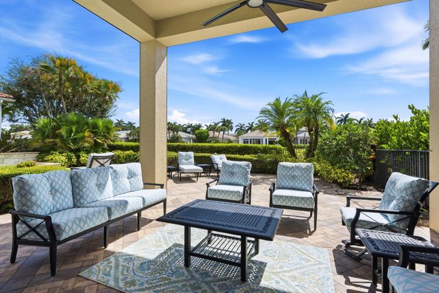 118 MONTE CARLO Drive, Palm Beach Gardens, FL 33418