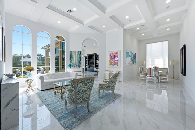 118 MONTE CARLO Drive, Palm Beach Gardens, FL 33418