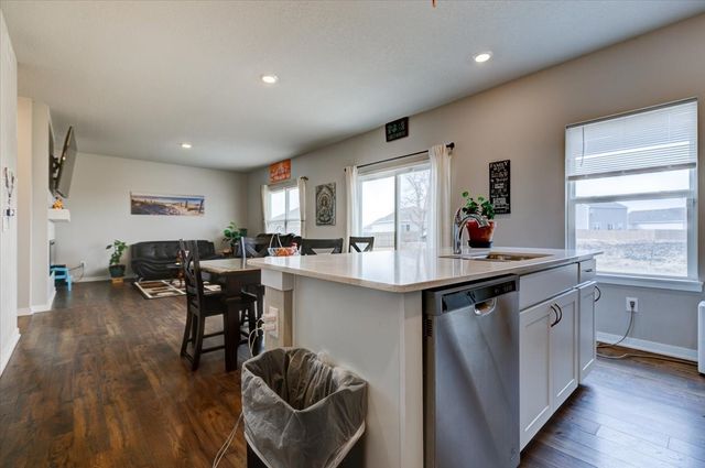 1200 12th Street SE, Bondurant, IA 50035